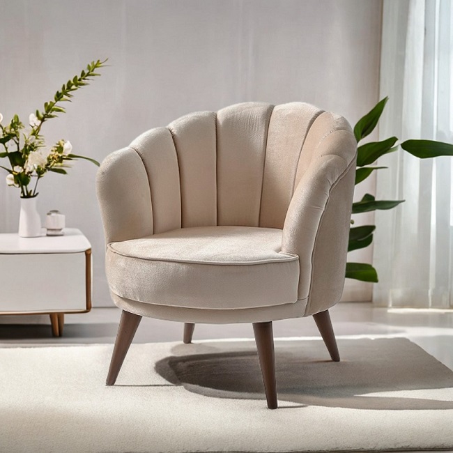 AURO ARM CHAIR