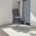 OLSO VISITOR CHAIR