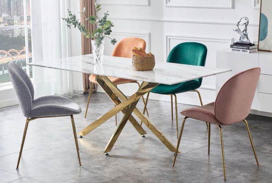 CARSON DINING TABLE