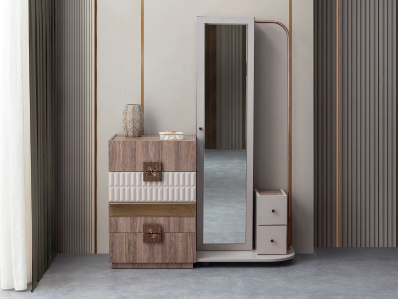 LOTUS  QUEN BED ROOM SET WT WARDROBE