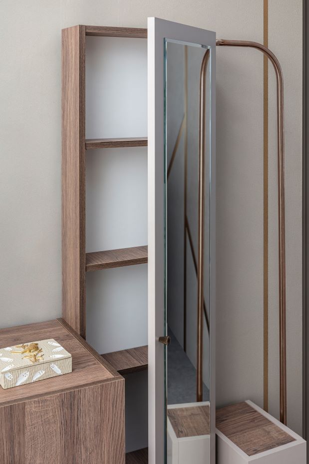 LOTUS  QUEN BED ROOM SET WT WARDROBE