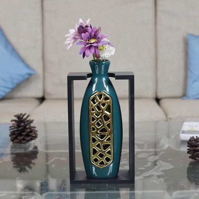 VIVI DECORATIVE VASE