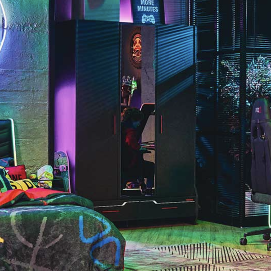 [A0450200034] ROOX 3 DOORS WARDROBE 
