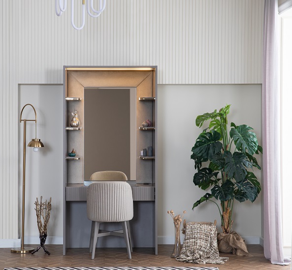 [H0010300118] BEST STAND MIRROR WITH SHELVES