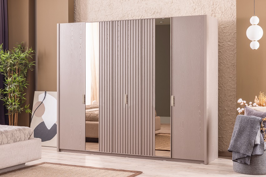 [A0350300156] LATTE 5 DOOR WARDROBE