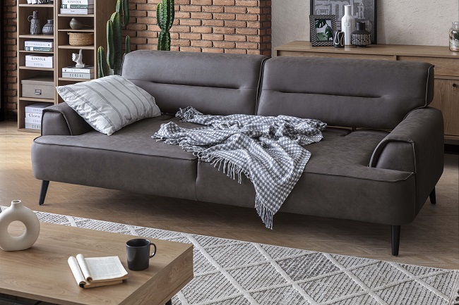 [C0470300185] PLUS G 3 SEATER  
