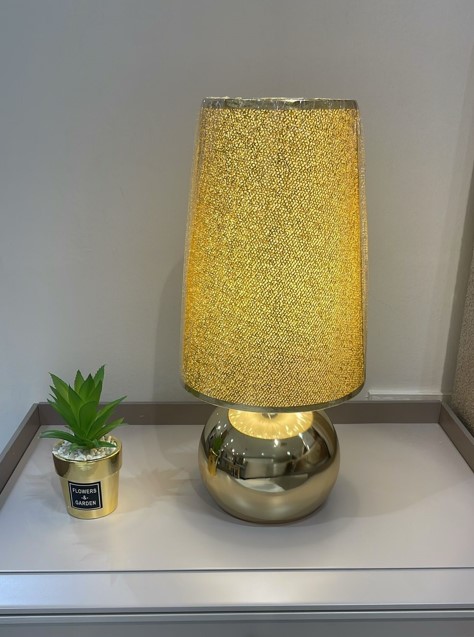 [Y0090100049] مصباح طاولة كامي