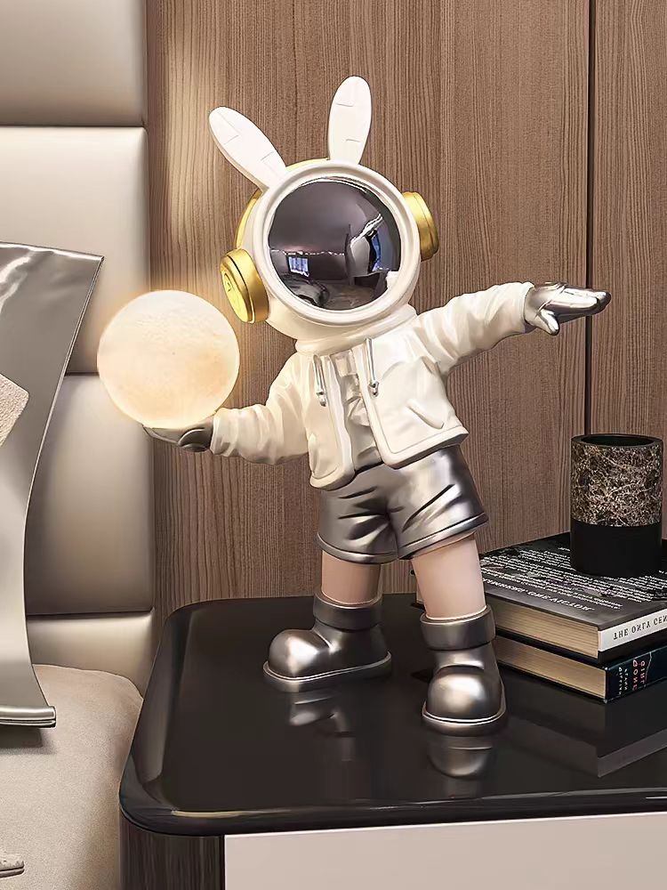 [Y0090100035] SPACE HERO TABLE  LAMP