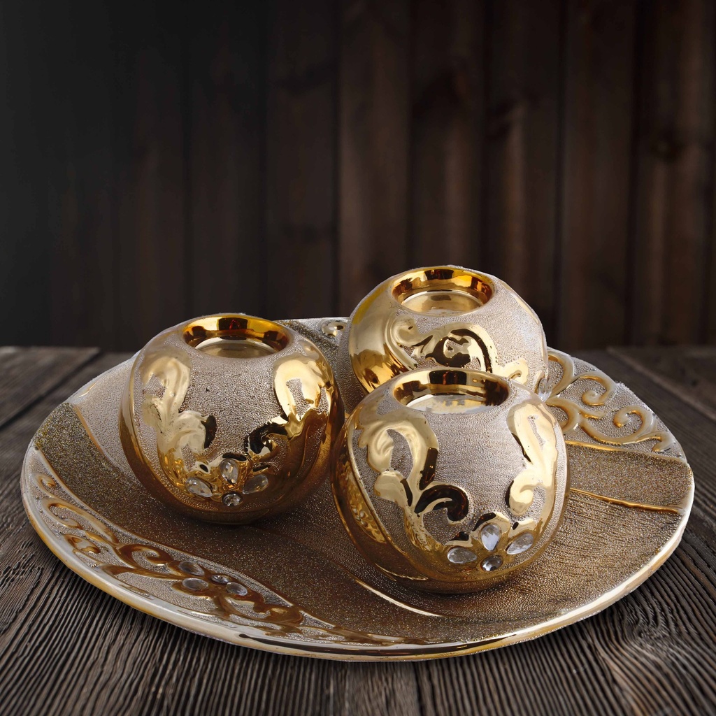 [Z0220100101] TABITHA 4 PCS CANDEL HOLDER SET