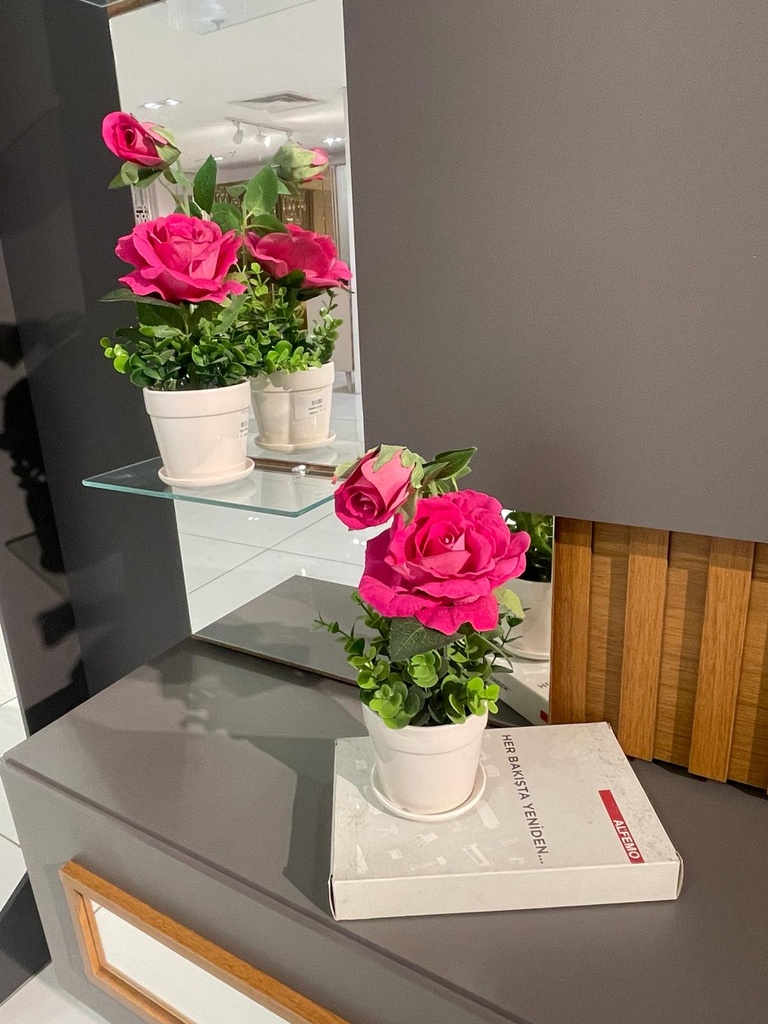 [Z0010100668] DELICATE ARTIFICIAL ROSE